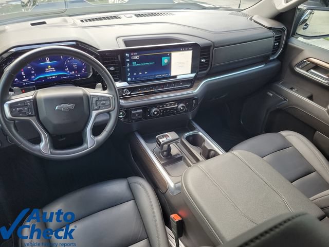 Used 2024 Chevrolet Silverado 1500 LT Trail Boss w/ Convenience Package II AWD/4WD image 14