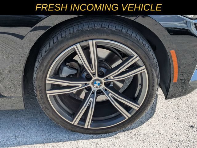Used 2024 BMW 330i Sedan w/ Convenience Package RWD image 10