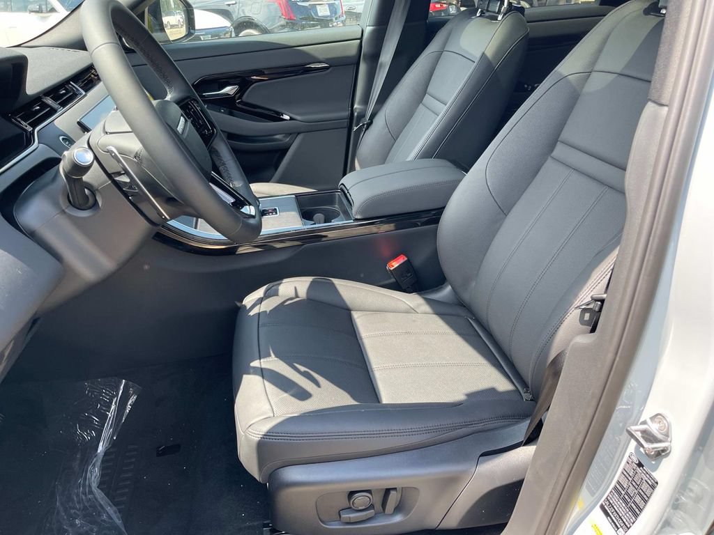 New 2026 Land Rover Range Rover Evoque S AWD/4WD image 12