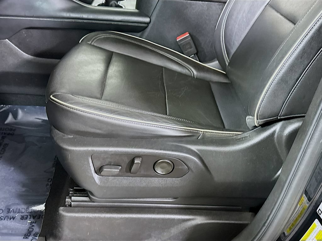 Used 2021 GMC Yukon SLT AWD/4WD image 24