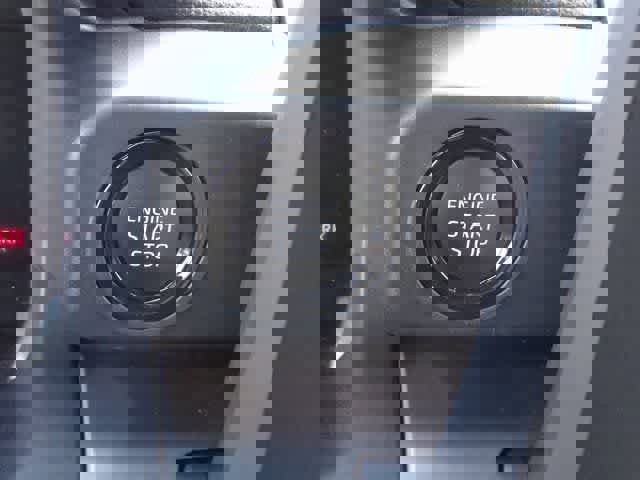 Used 2024 Toyota Tacoma SR5 AWD/4WD image 24