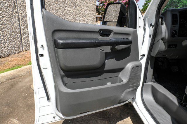 Used 2021 Nissan NV 2500 S RWD image 32