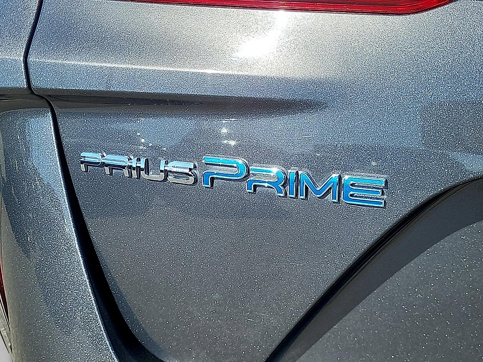 Used 2020 Toyota Prius Prime LE FWD image 29