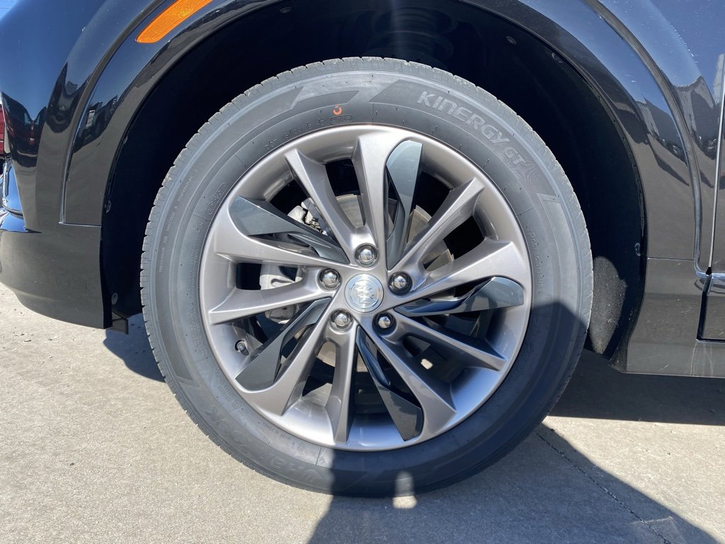 Used 2020 Buick Encore GX Preferred w/ Sport Touring Package image 9