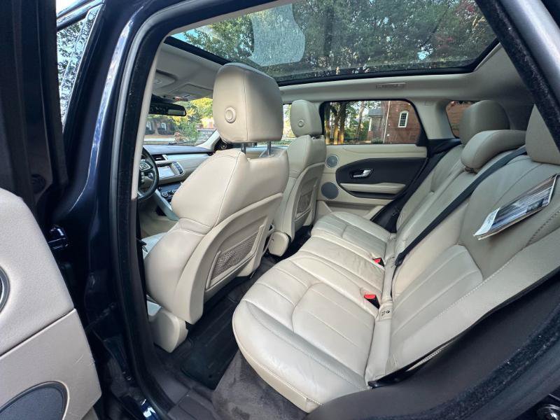 Used 2017 Land Rover Range Rover Evoque SE Premium AWD/4WD image 20
