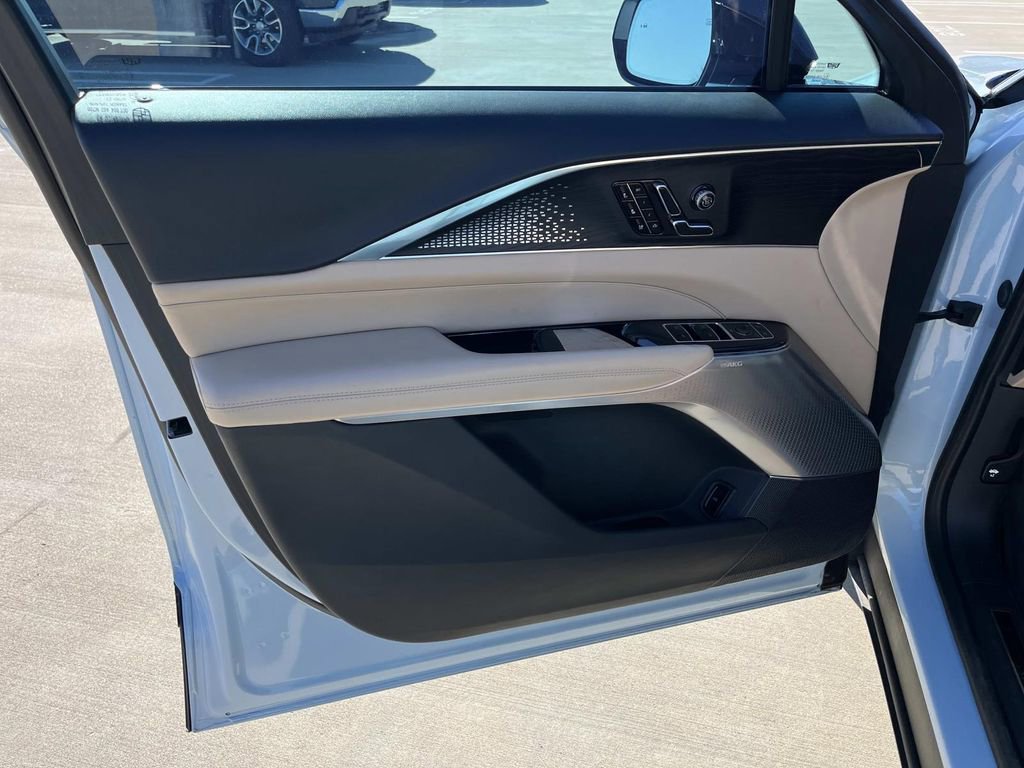 Certified 2024 Cadillac Lyriq Sport w/ Nappa Leather Package image 24