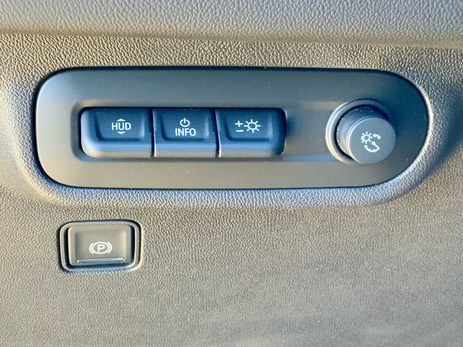 Used 2022 GMC Terrain Denali image 48