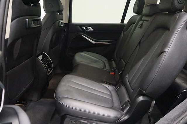 Used 2021 BMW X7 xDrive40i w/ Cold Weather Package image 14