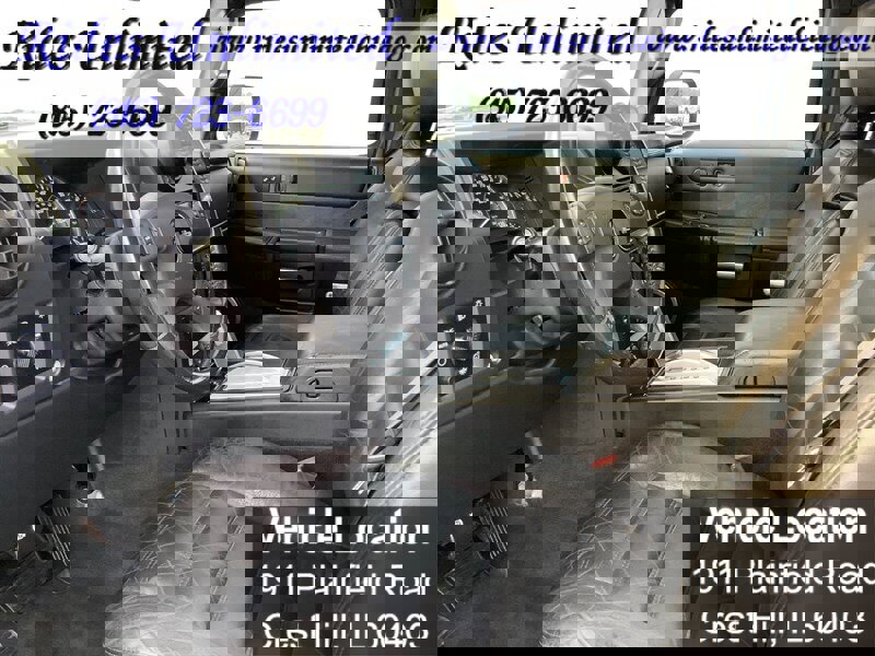 Used 2005 HUMMER H2 SUT w/ Preferred Equipment Group image 14