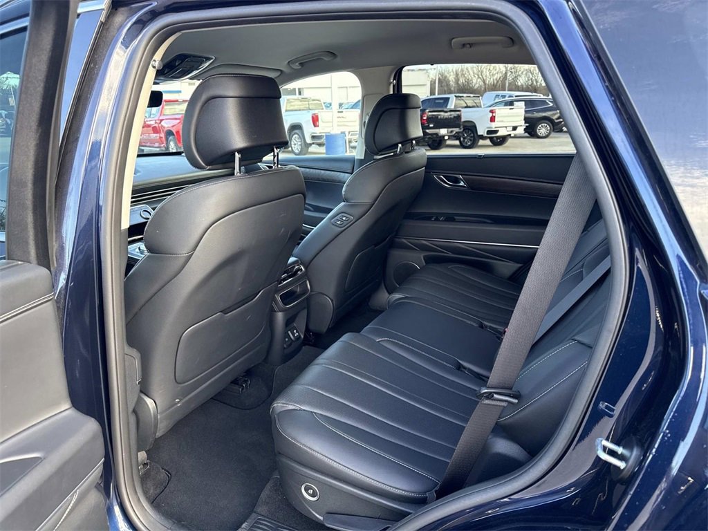 Used 2024 Genesis GV80 2.5T image 28