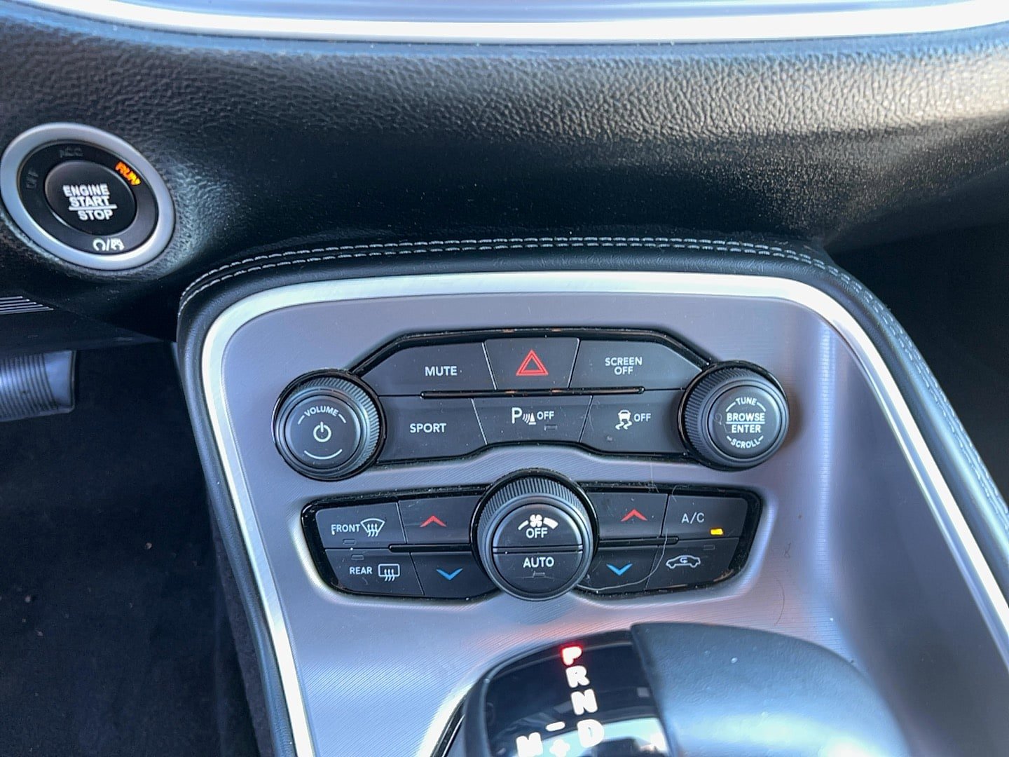 Used 2022 Dodge Challenger GT image 17