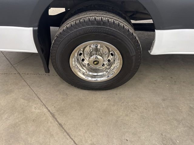 Used 2021 Mercedes-Benz Sprinter 3500 w/ Swivel Seat Package image 17