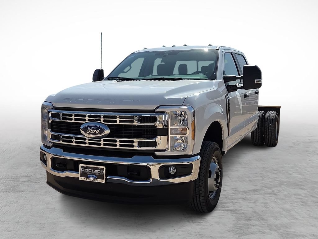 New 2026 Ford F350 XL w/ XL Chrome Package AWD/4WD image 4