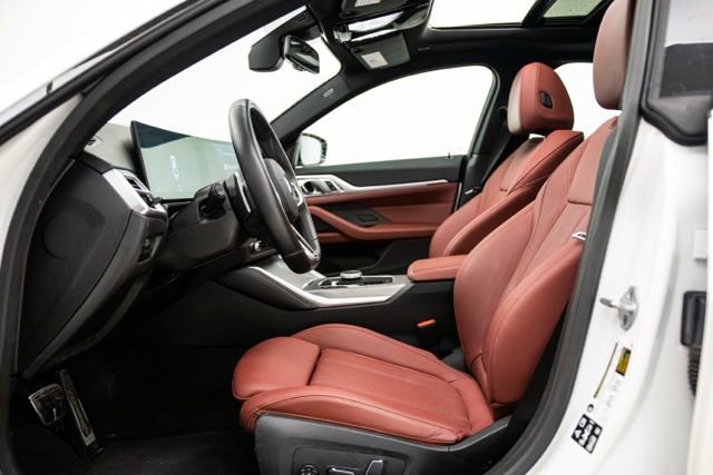 Used 2025 BMW 430i xDrive w/ M Sport Package image 10
