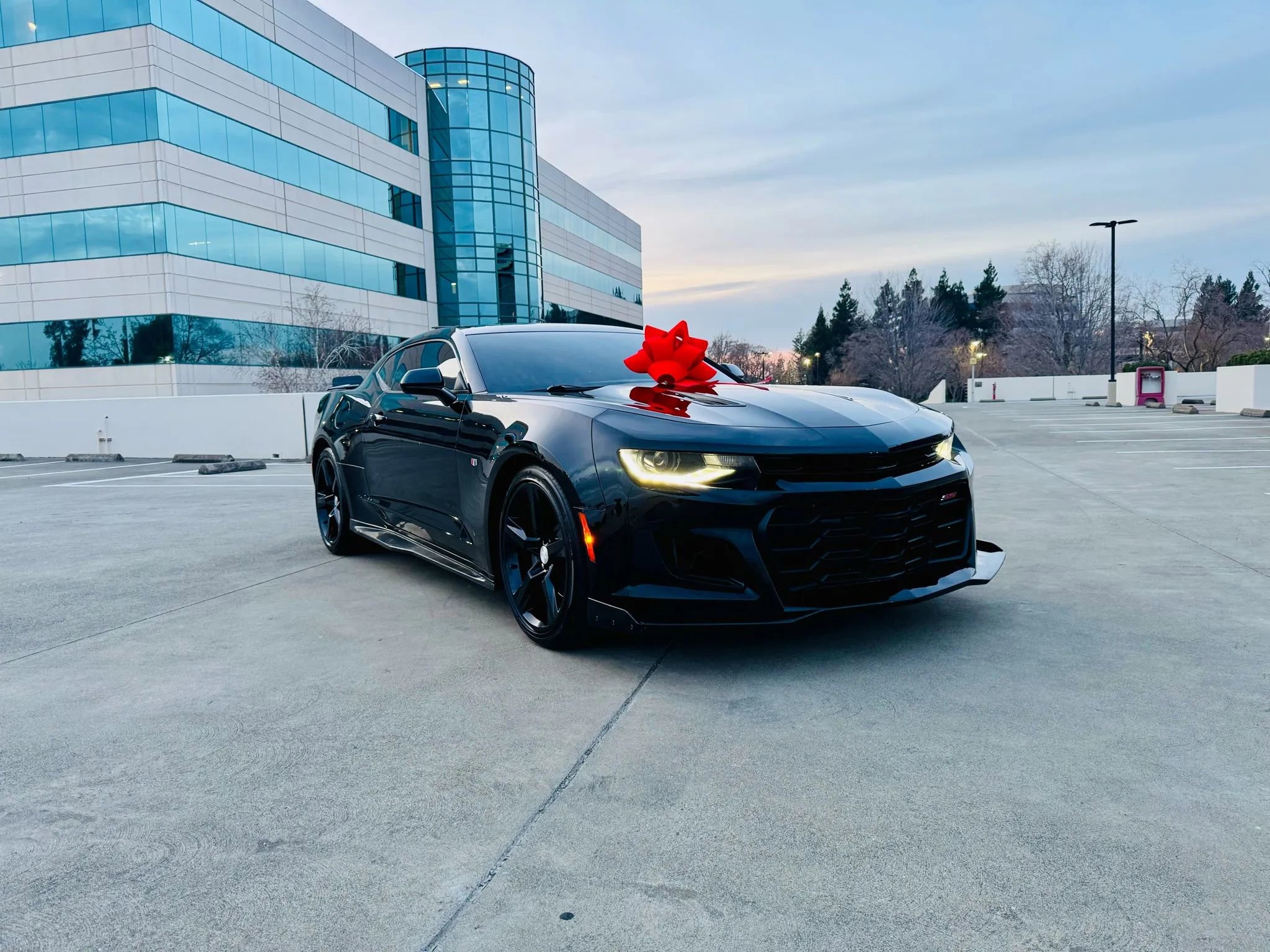 Used 2017 Chevrolet Camaro SS image 15