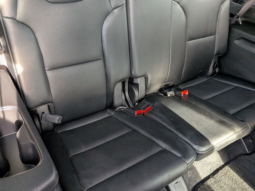 Used 2025 Kia Telluride S image 31