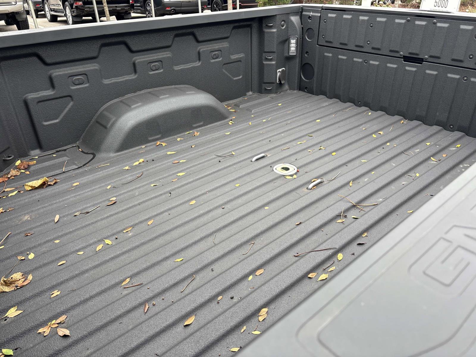 Used 2025 GMC Sierra 2500 AT4 w/ AT4 Premium Plus Package image 33