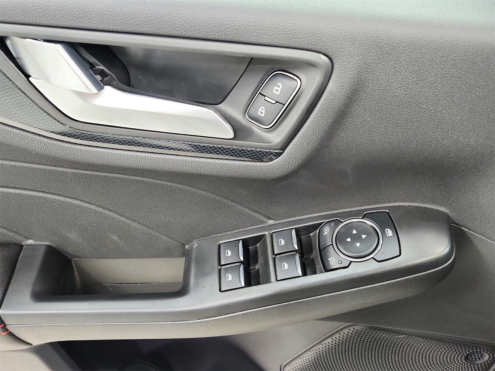 New 2026 Ford Escape ST-Line w/ Tech Pack #1 image 31