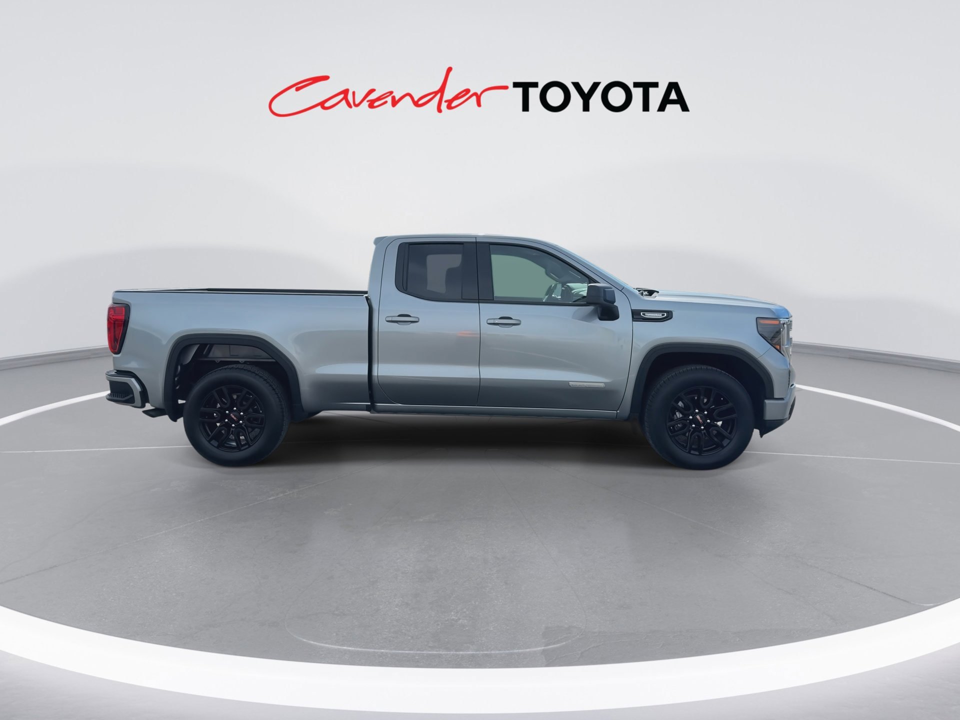 Used 2026 GMC Sierra 1500 Elevation RWD image 9
