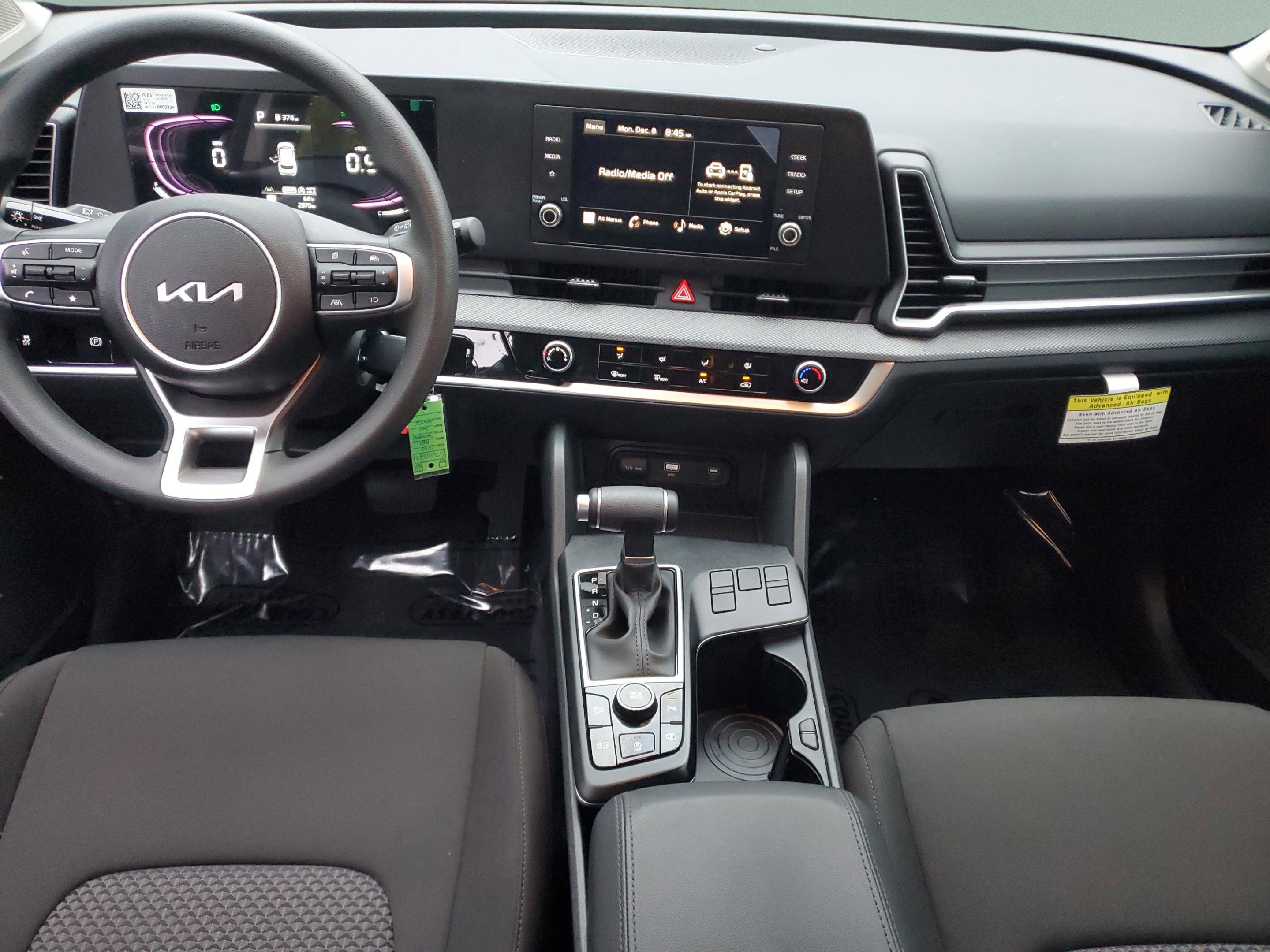 Certified 2025 Kia Sportage LX image 14