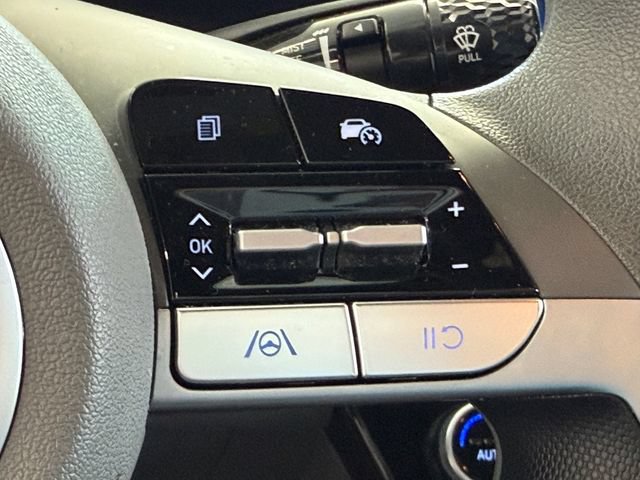 Used 2024 Hyundai Elantra SEL FWD image 20