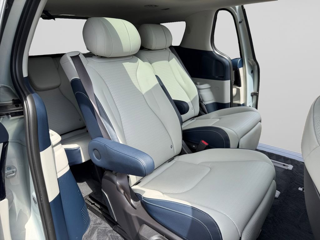Certified 2026 Kia Carnival SX Prestige image 18