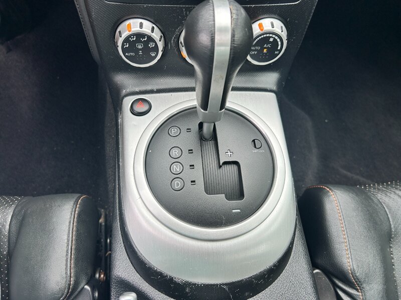Used 2008 Nissan 350Z Touring RWD image 13