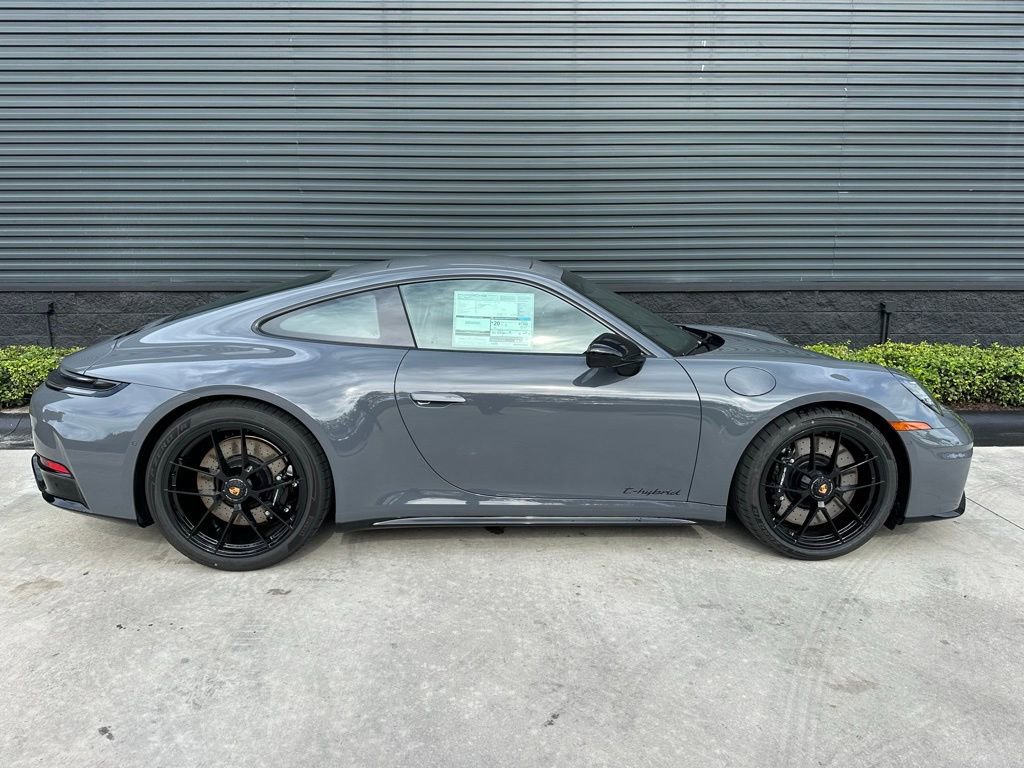 Certified 2026 Porsche 911 Carrera GTS image 9