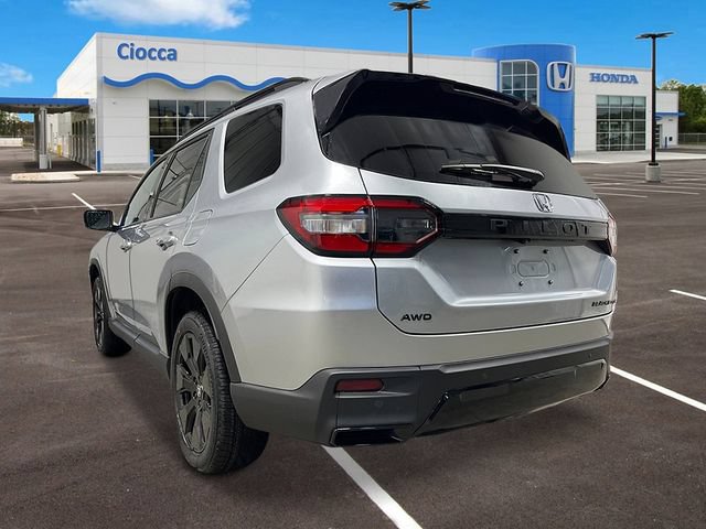 New 2026 Honda Pilot Black Edition image 3