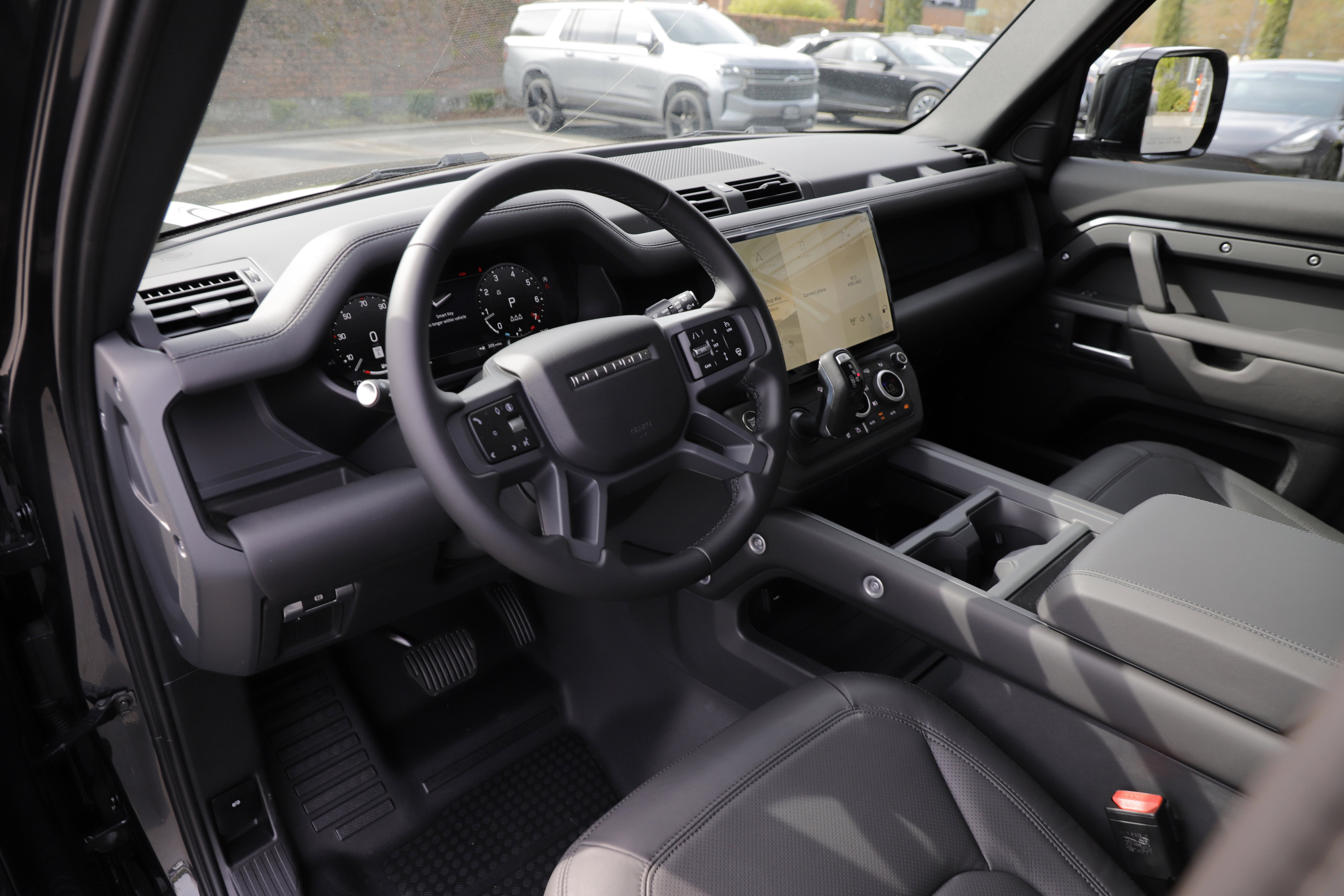 New 2026 Land Rover Defender 110 X-Dynamic SE image 17