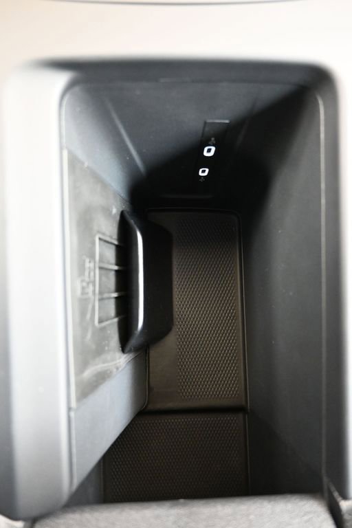 New 2026 Volkswagen Tiguan SE R-Line image 34