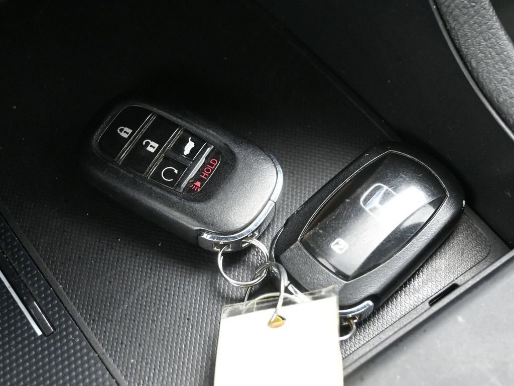 Certified 2023 Honda Pilot TrailSport image 17