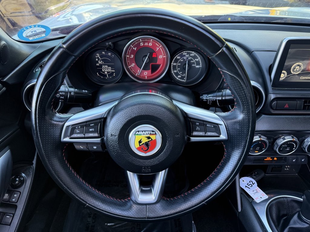 Used 2017 FIAT 124 Spider Abarth image 25