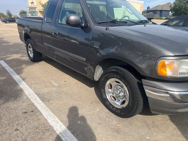 Used 2003 Ford F150 XLT RWD image 2