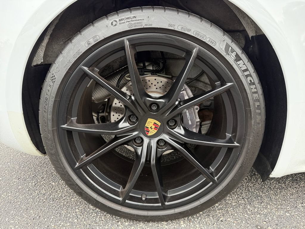 Used 2019 Porsche 718 Cayman RWD image 18