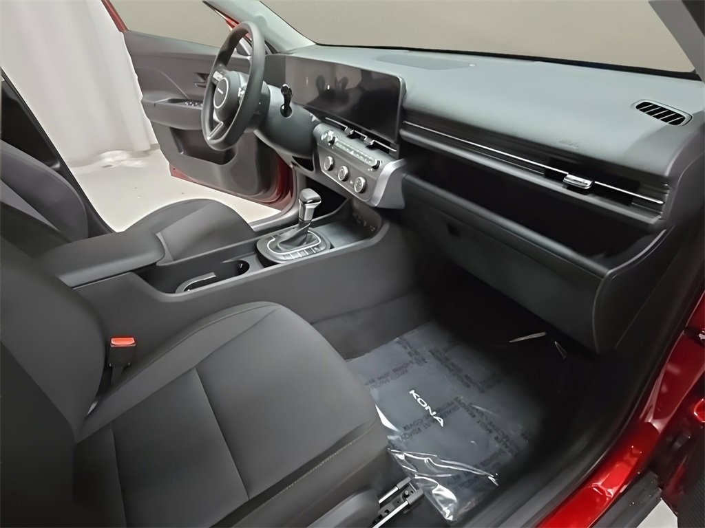 New 2026 Hyundai Kona SE image 19
