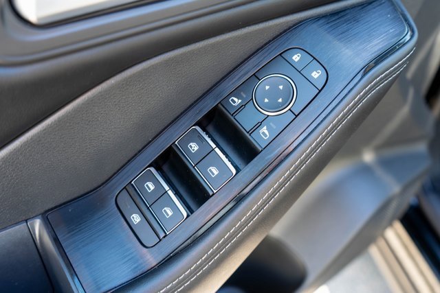 Used 2023 Nissan Rogue SL w/ SL Premium Package image 21