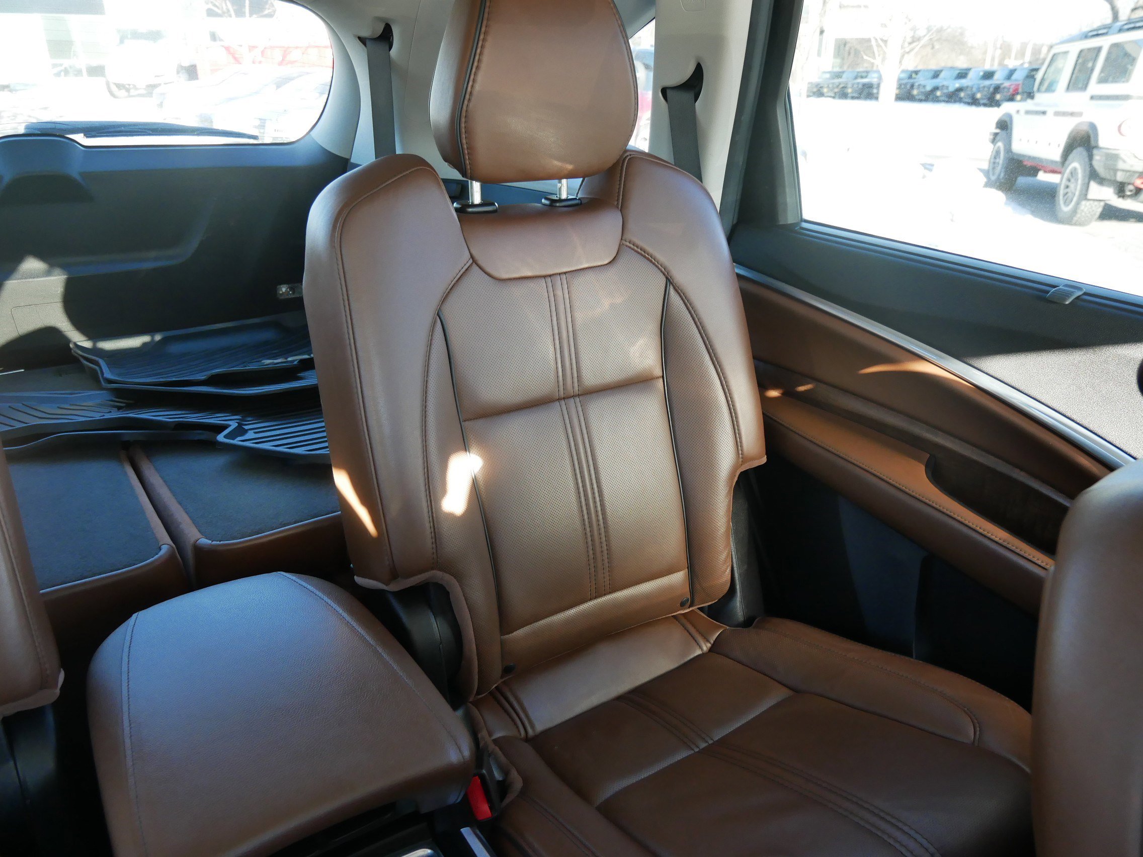 Used 2017 Acura MDX SH-AWD w/ Advance Package image 22