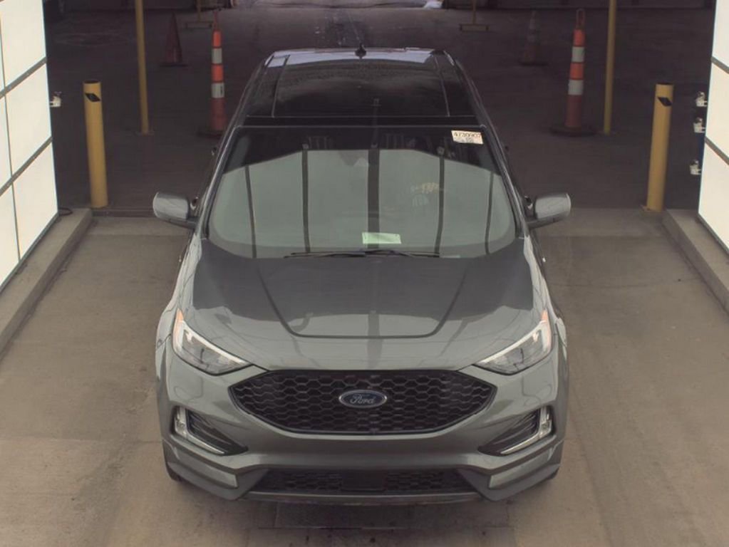 Used 2024 Ford Edge ST-Line image 3