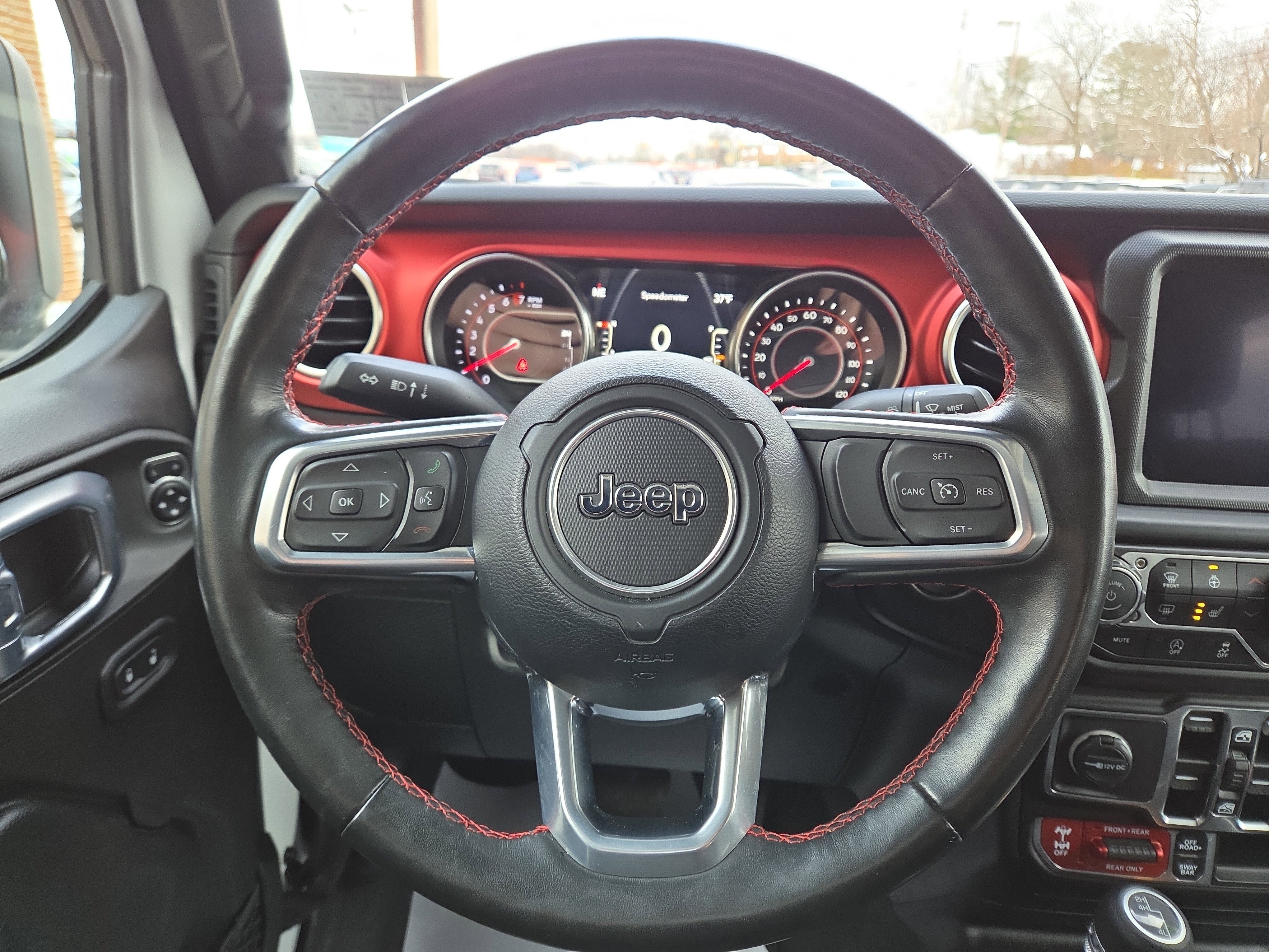 Used 2022 Jeep Gladiator Rubicon w/ Cold Weather Group image 17