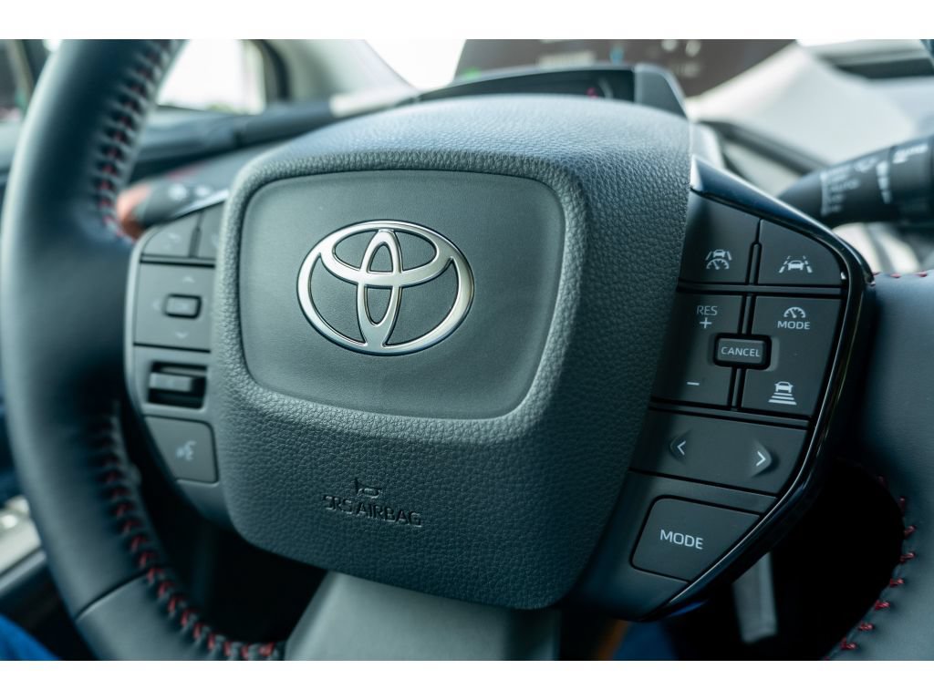 New 2026 Toyota Prius Plug-In Hybrid FWD image 27