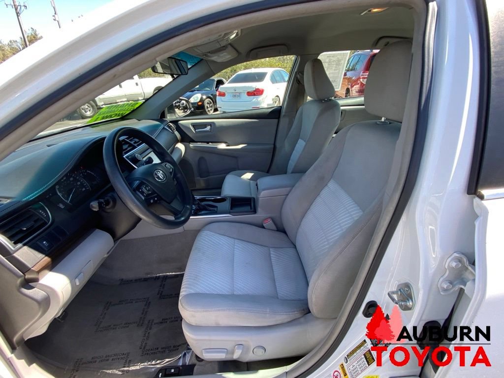 Used 2015 Toyota Camry LE FWD image 26