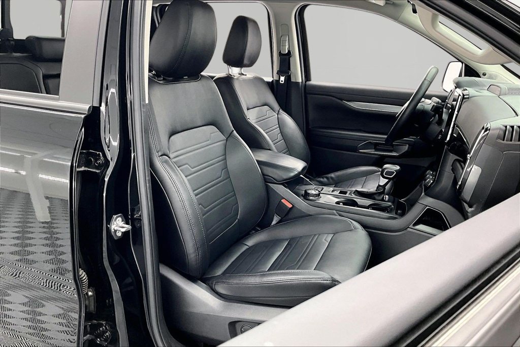 Certified 2025 Ford Ranger Lariat w/ Black Appearance Package AWD/4WD image 7