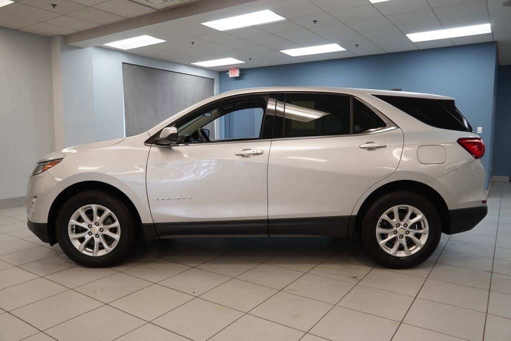 Used 2019 Chevrolet Equinox LT image 2