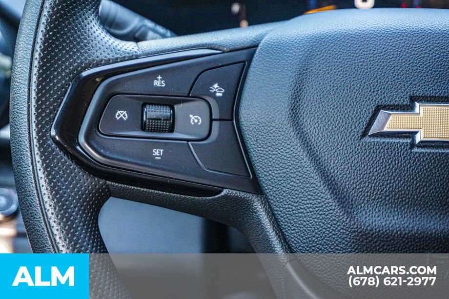 Used 2025 Chevrolet Trax LT FWD image 28