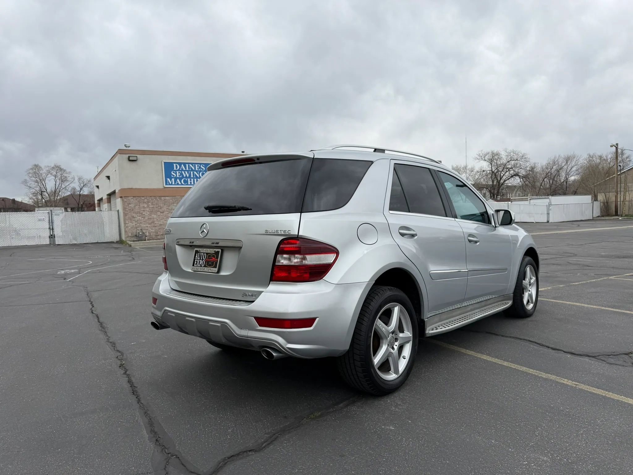 Used 2010 Mercedes-Benz ML 550 4MATIC image 5