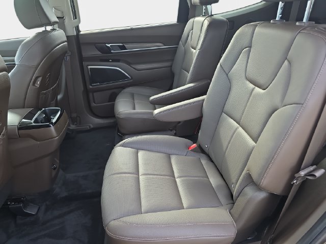 Used 2022 Kia Telluride SX w/ Nightfall Edition Package AWD/4WD image 18