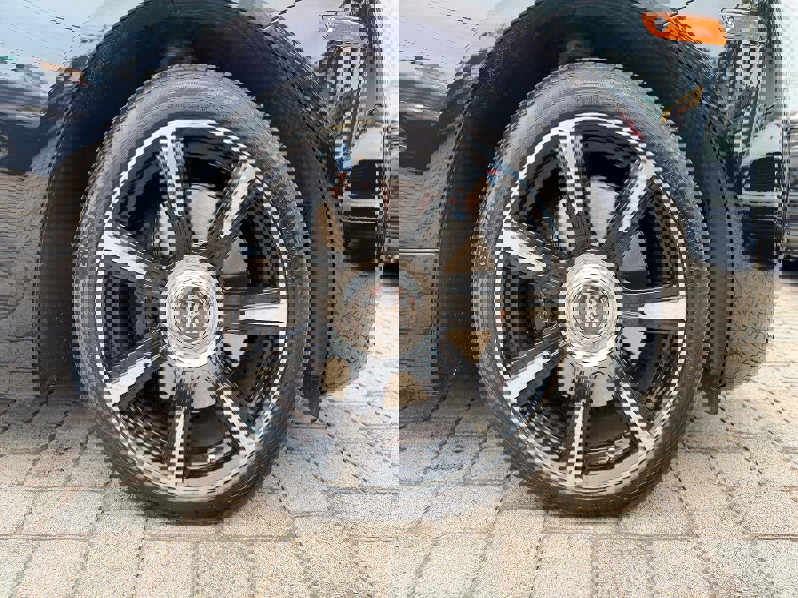 Used 2016 Rolls-Royce Wraith image 26