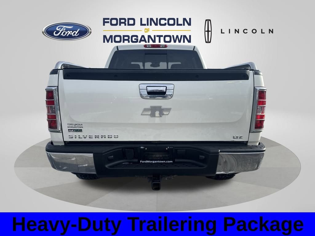 Used 2010 Chevrolet Silverado 1500 LTZ w/ White Diamond Tricoat Edition image 8