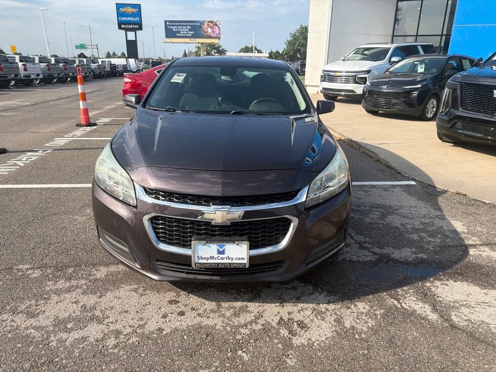 Used 2015 Chevrolet Malibu LT w/ Power Convenience Package FWD image 3